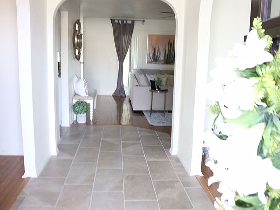 4th image of 2876 Saint Andrews Dr