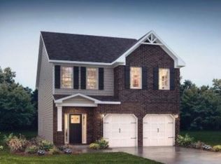 313 Scarlet Leaf Ln, Greenville, SC 29607