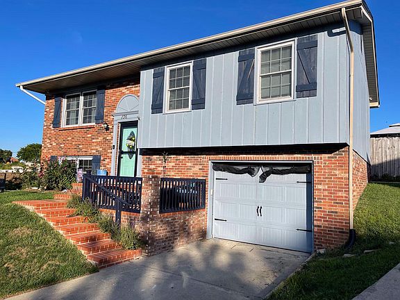 2nd image of 136 Wells Ct