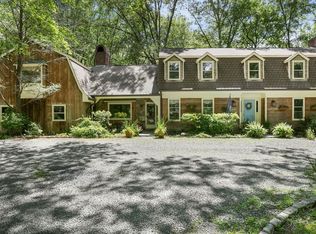 100 Honeysuckle Hill Ln, Easton, CT 06612