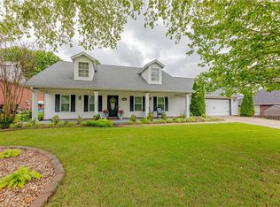 3885 Shannendoah Ln, Springdale, AR 72762