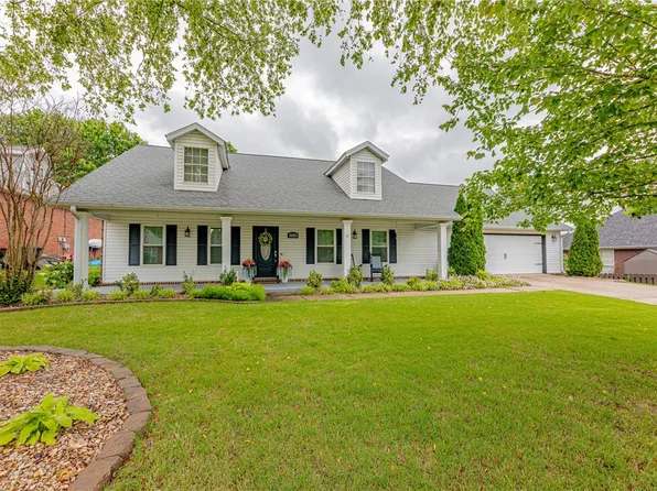 3885 Shannendoah Ln, Springdale, AR 72762