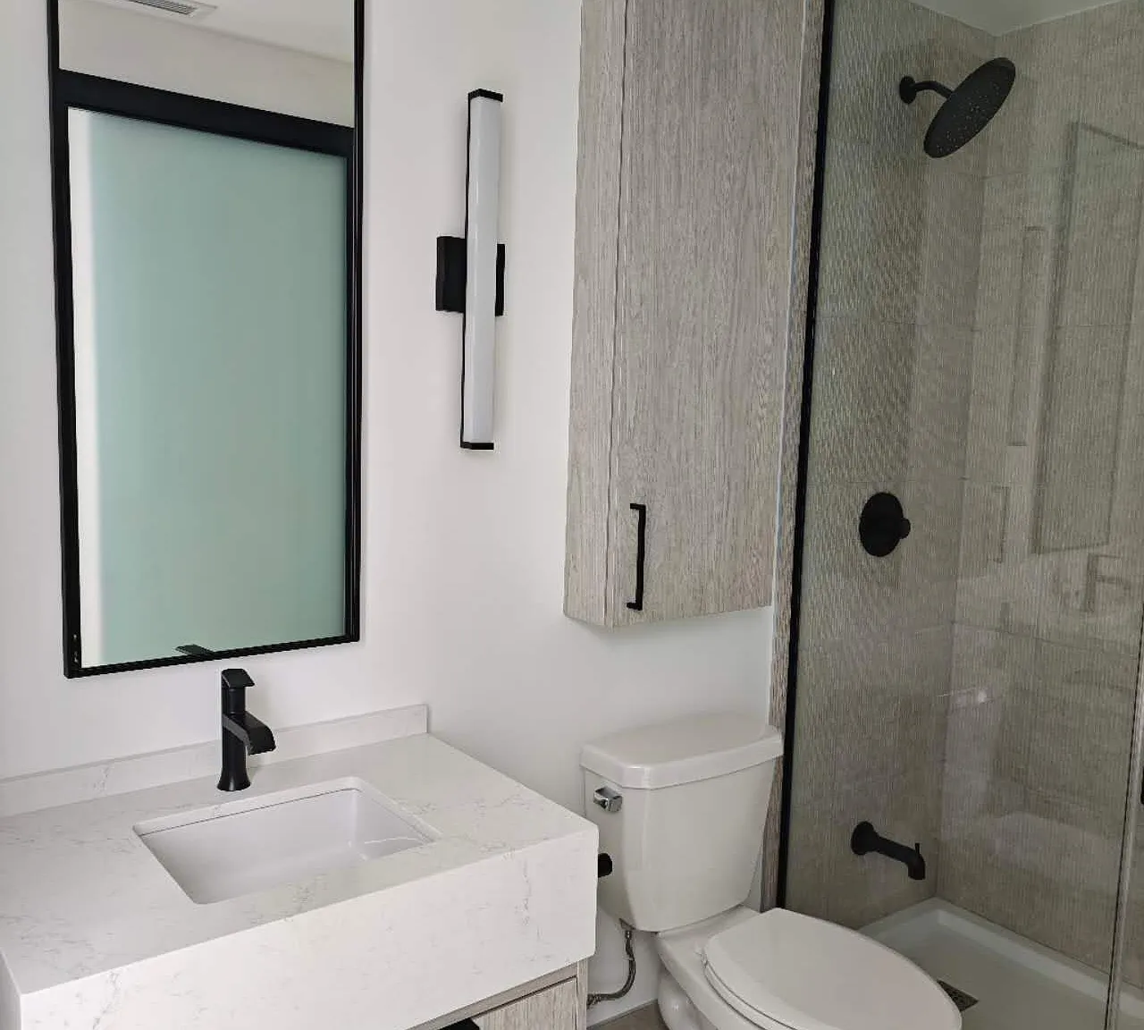 2 bed, $3,200 — Photo 3