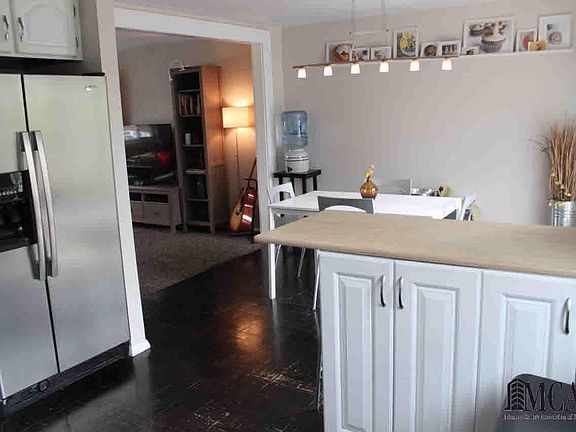 4th image of 3811 Kimberly Oaks