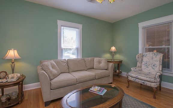 5th image of 721 N Jackson St