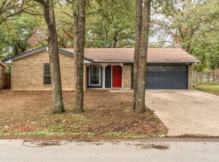 144 Richard Ln, Azle, TX 76020