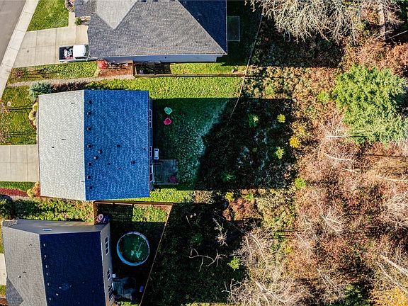 3rd image of 20820 77th Street E