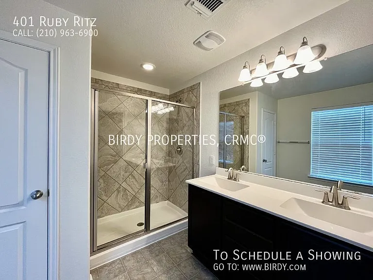401 Ruby Ritz — Photo 27