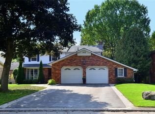 142 Marigold Ct, Hamilton, ON L9G3M3