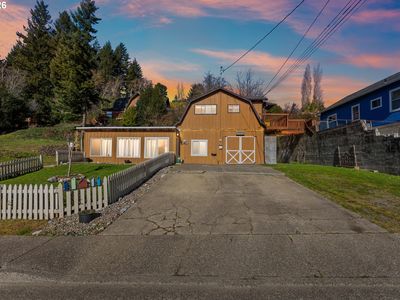 1148 Minnesota Ave, Coos Bay, OR, 97420