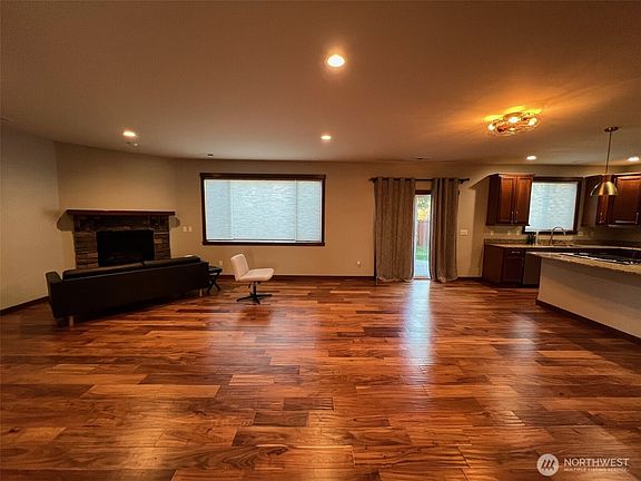 5th image of 8715 185th Street Ct E