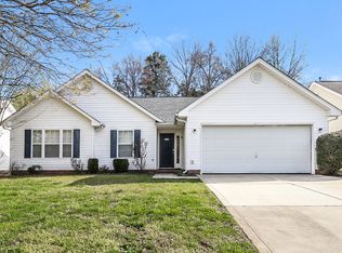 12405 Poplar Forest Dr, Charlotte, NC 28278