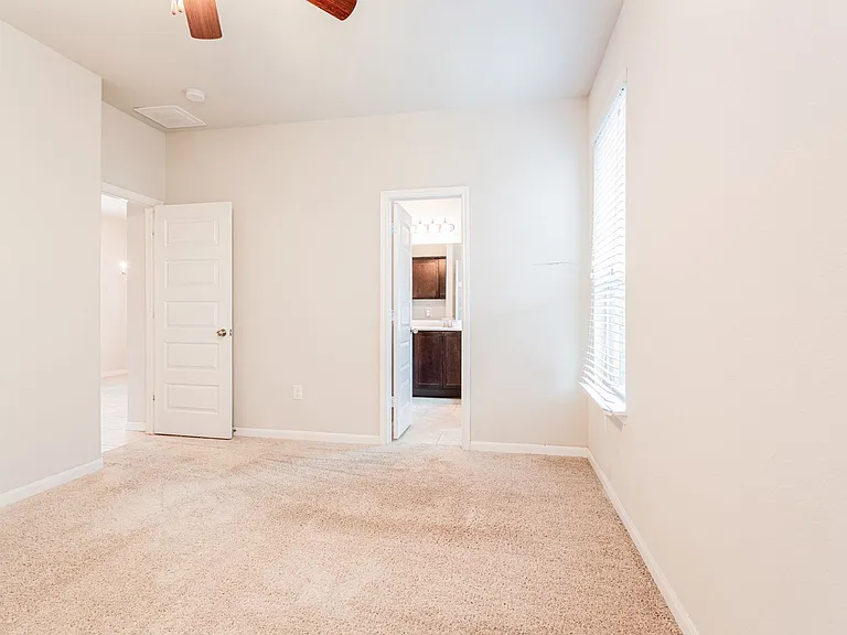 605 Allenscreek Way — Photo 16