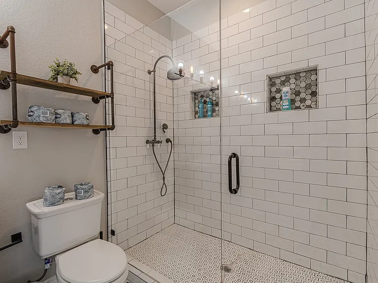 1022 Nolan St — Photo 23