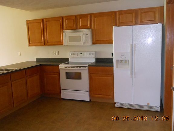 2nd image of 2005 Westwick Cir #130-20