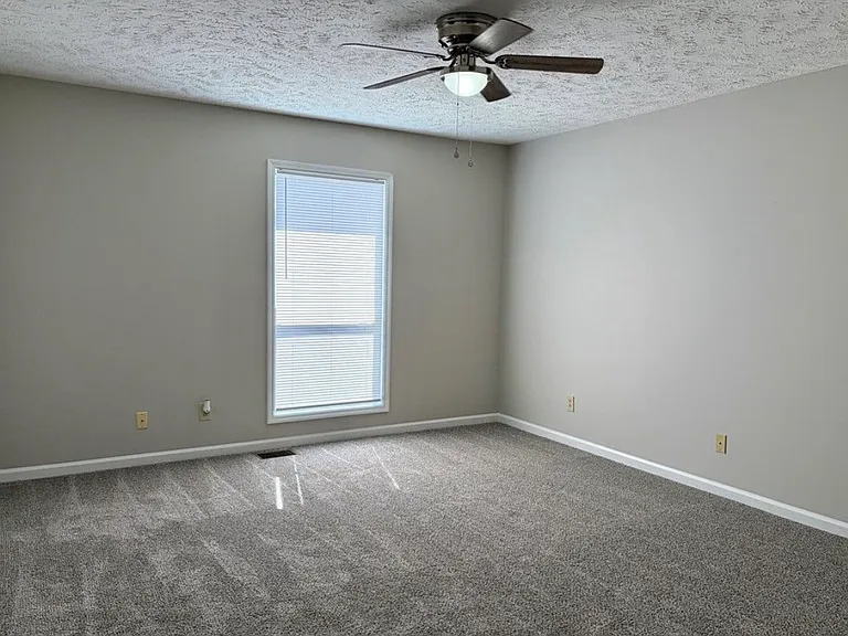 182 Aloha Dr — Photo 17