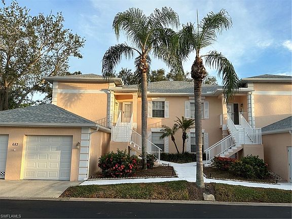 2nd image of 683 Wiggins Lake DR #201