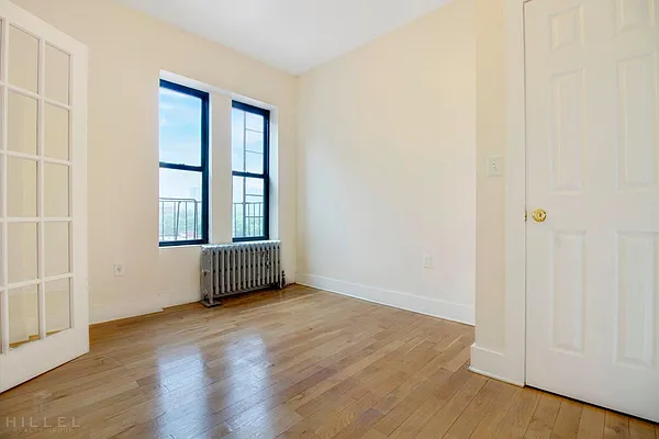 Rented by Hillel Realty Group | media 8