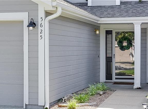 2nd image of 5625 NW Sunrise Meadow Cir
