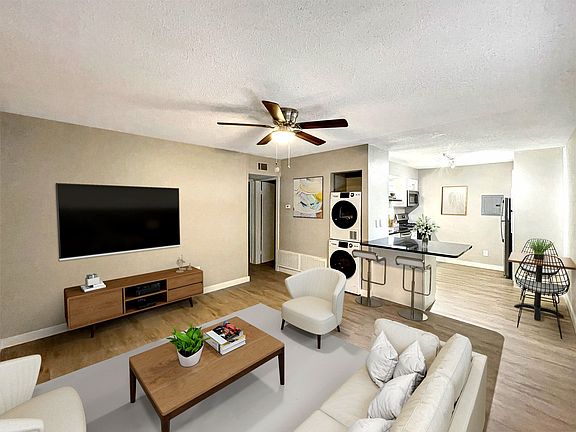 3rd image of 5106 N 1/2 Lamar Blvd #252