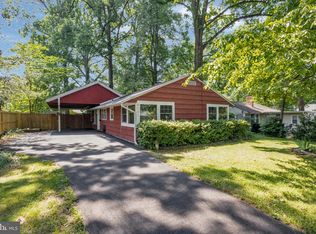 3132 Manor Rd, Falls Church, VA 22042