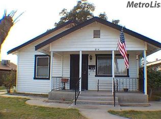 814 6th St, Livingston, CA 95334