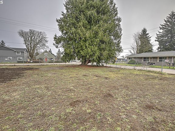 4th image of 3000 Grand Blvd