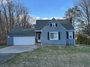 704 Ravine Dr, Youngstown, OH 44505