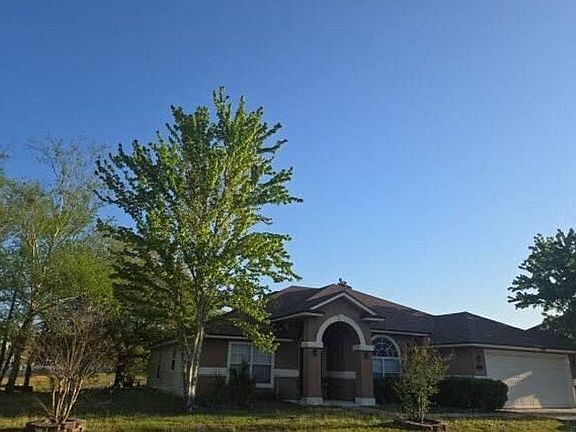 2nd image of 452 Martin Lakes Dr S