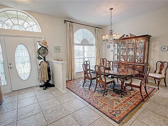 2nd image of 1136 Callaway Cir