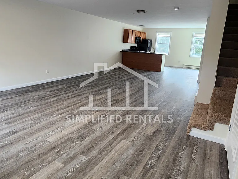 Townsend Ln Townhomes — Photo 11