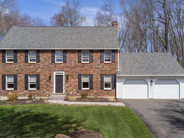 17 Shire Drive, Wallingford, CT 06492