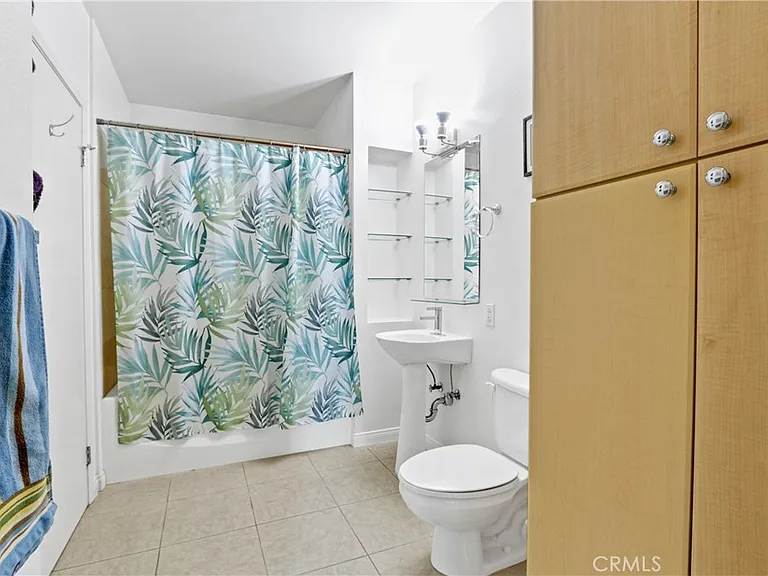 488 E Ocean Blvd #507 — Photo 10