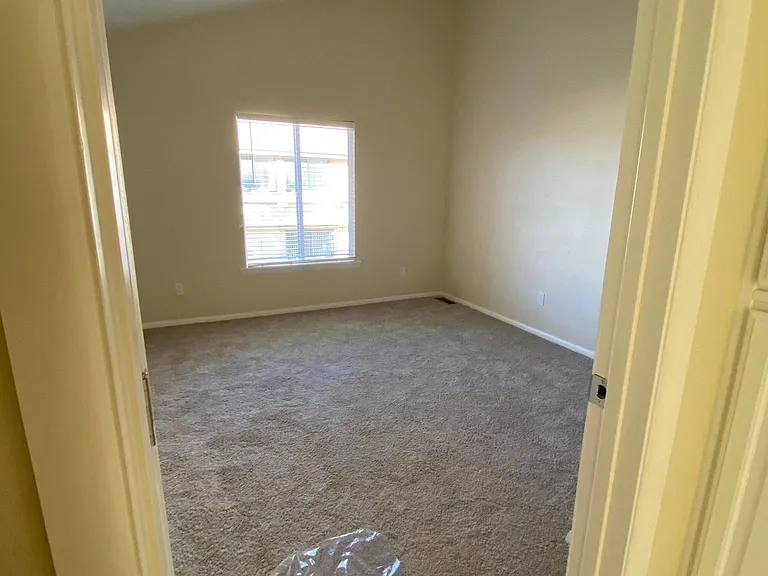 3916 Pheasant Dr — Photo 13