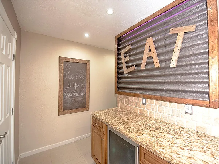 4714 Widerop Ln — Photo 13