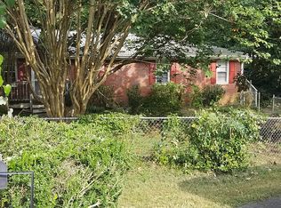 6273 Florrie Dr SW, Mableton, GA 30126