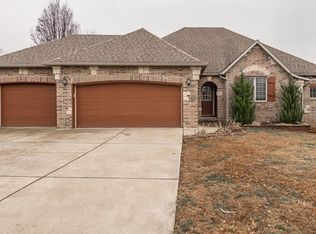 5581 S Michigan Ave, Springfield, MO 65810