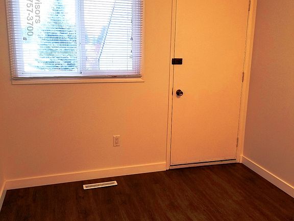 5th image of 1396 Knottwood Road East NW #Nw-201-201