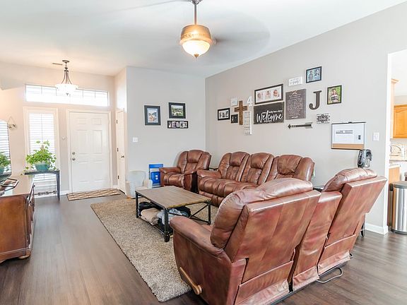 5th image of 3929 Lyndale Dr