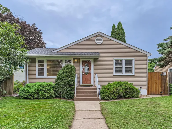 1493 Western Ave N, Saint Paul, MN 55117