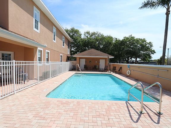 4th image of 9710 Taylor Rose Ln