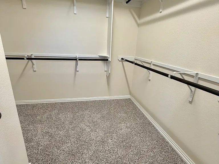 4101 Presidio Ln — Photo 7