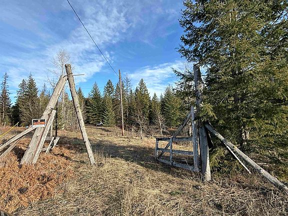 4th image of 3832 Deep Lake Boundary Rd