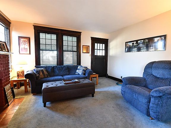 2nd image of 35 Woodsdale Ave