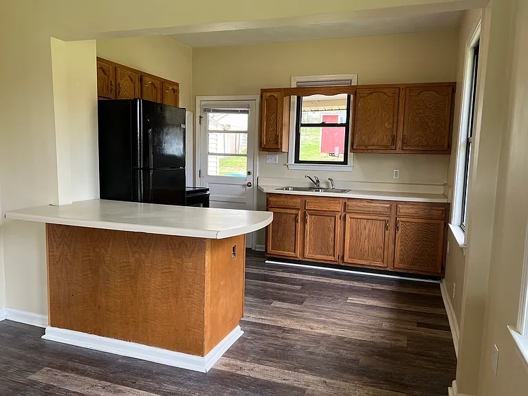 2538 Brook St NE — Photo 3
