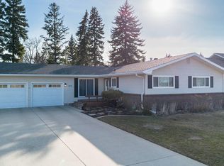 2618 Olson Dr, Grand Forks, ND 58201