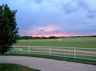 449 Prairie Trl, Rhome, TX 76078