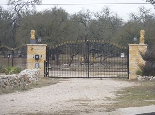 1568 Thrill Hill Dr, Mountain Home, TX 78058