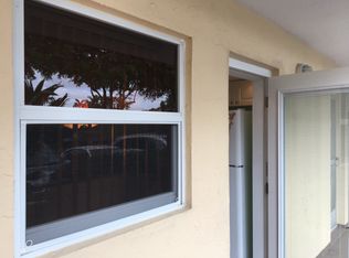 202 SE 10th St APT 101, Dania Beach, FL 33004