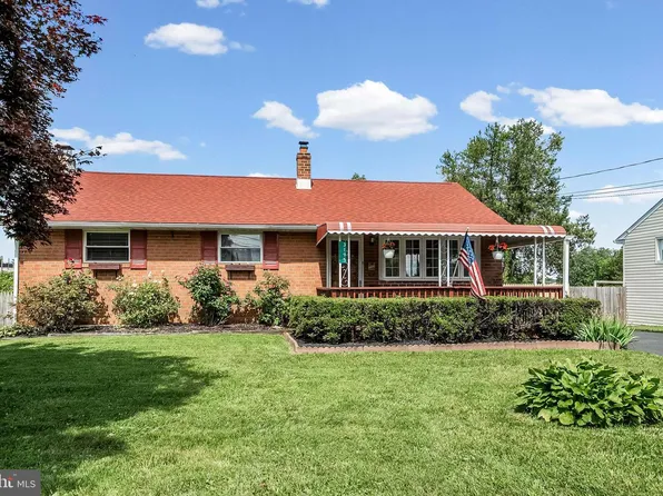 3195 Richard Rd, Aston, PA 19014
